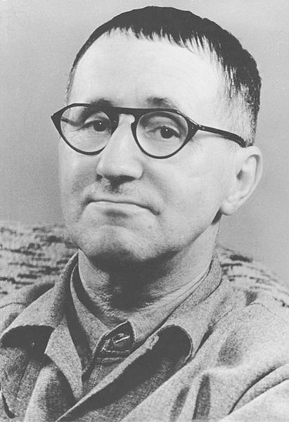 Yazar Bertolt Brecht